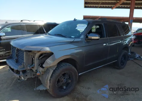 2018 Ford Expedition Limited из США, поврежденный, VIN 1FMJU2AT3JEA61176